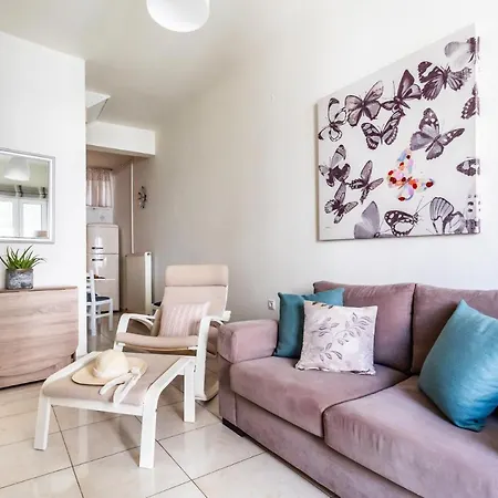 The Nest At Holiday home