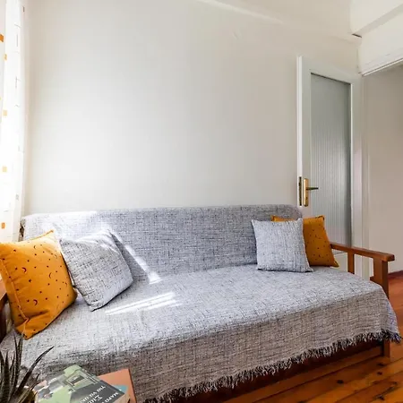 The Nest - City View Townhouse At Skopelos Ferienhaus *