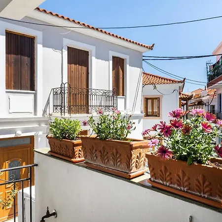 The Nest - View Townhouse At Скопелос