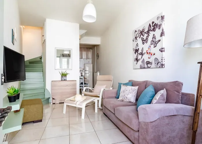 The Nest - View Townhouse At Skopelos