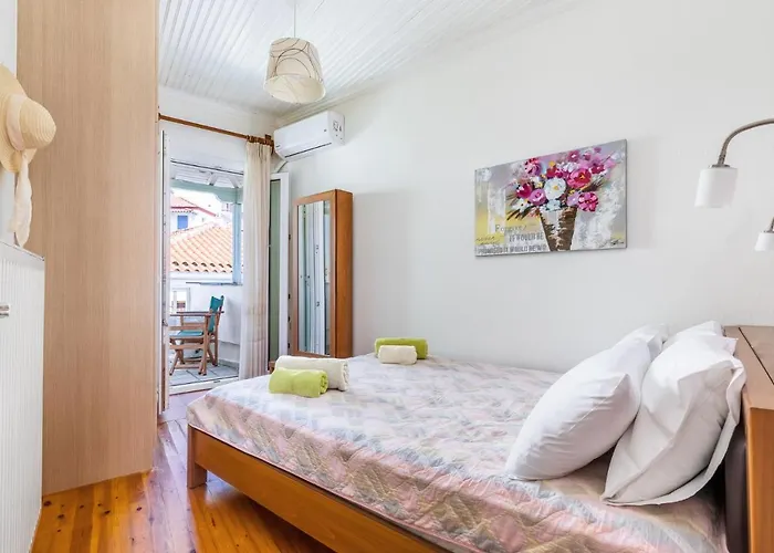 The Nest - View Townhouse At Skopelos